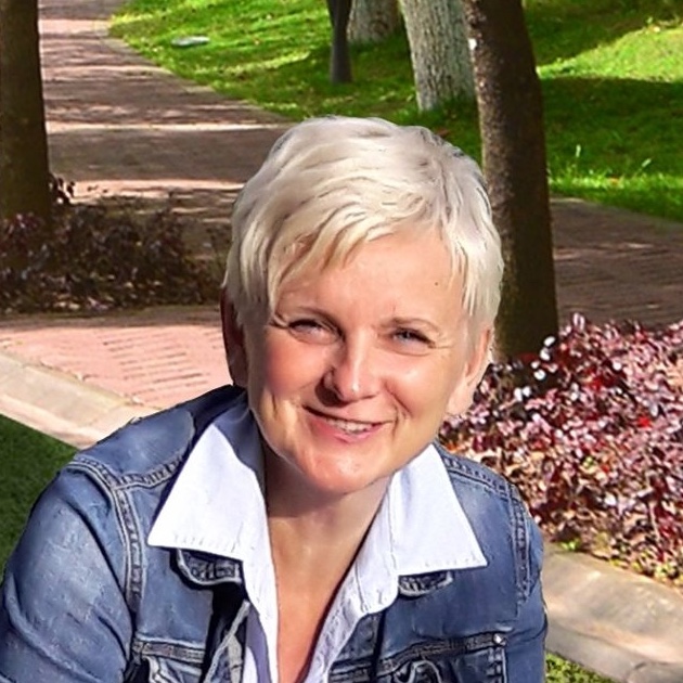 Damjana Šmid